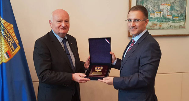 Стефановић и Хензлер разговарали о сарадњи српске и немачке полиције (ФОТО)